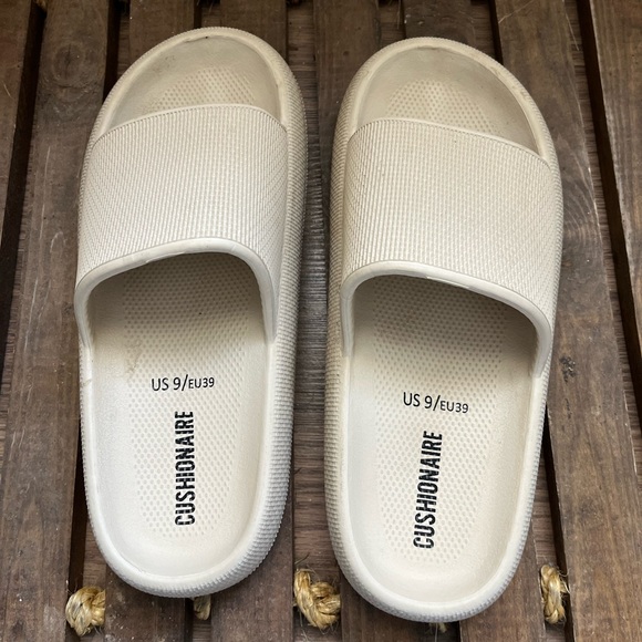 Women's Cream Sandals - Picture 2 of 3